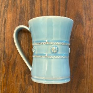 3 Juliska Berry & Thread Mugs Ice Blue